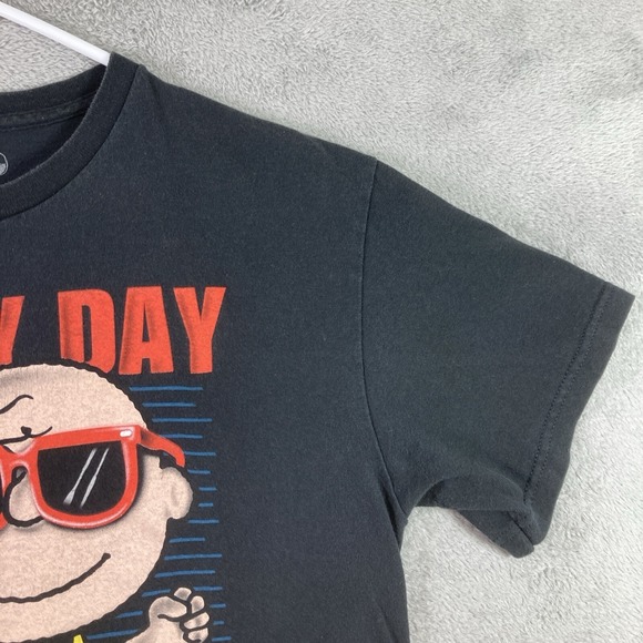 Peanuts Charlie Brown Shirt Adult Medium Black Everyday I'm Shufflin Graphic Tee - Picture 5 of 12